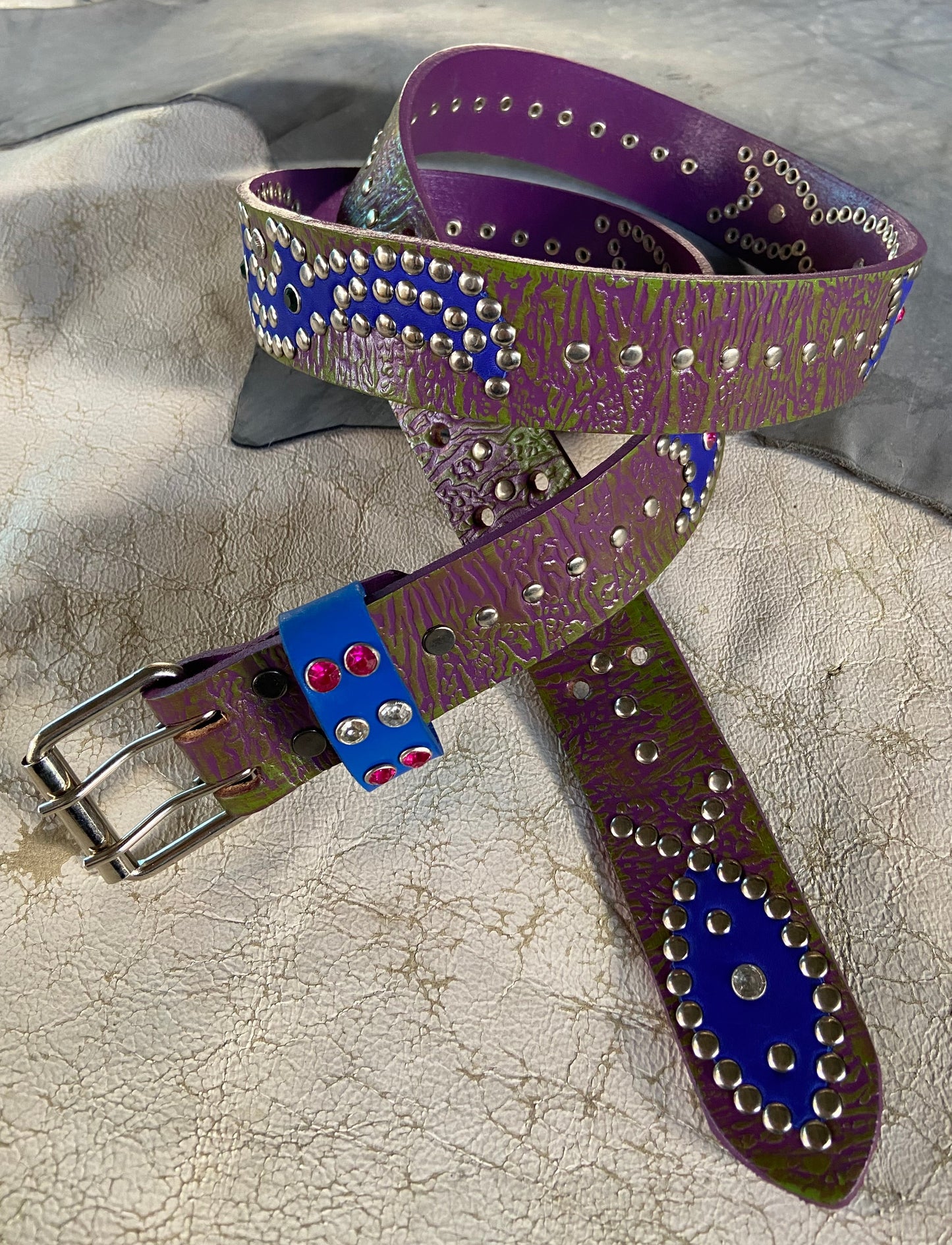 Reptile purple + green Embossed Origins Belt (blue)