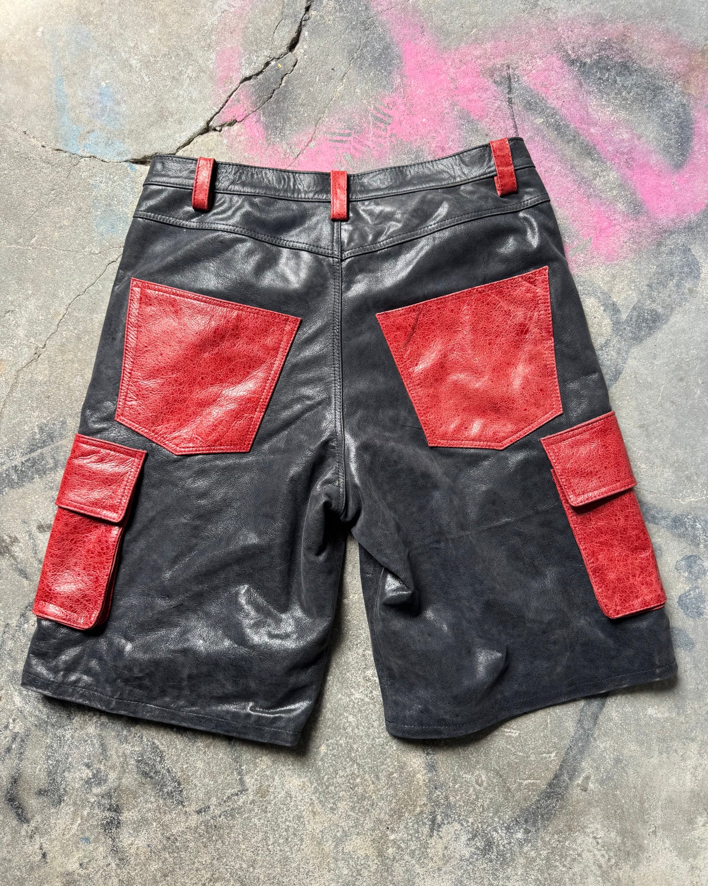 Crystalized Black+Crystalized Red Cargo Shorts