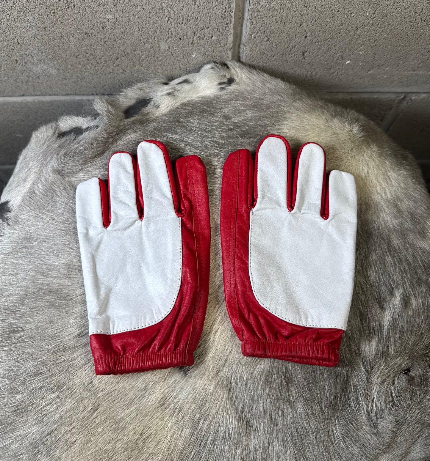 Red & White Half Gloves