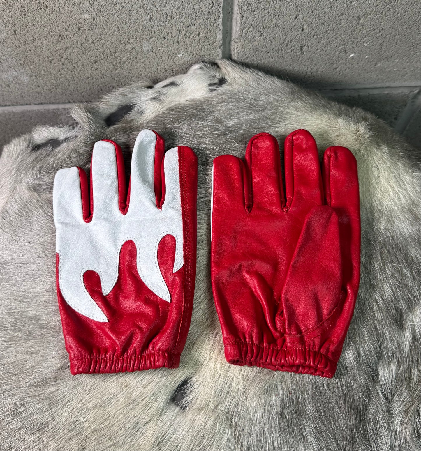 Red Flames Gloves