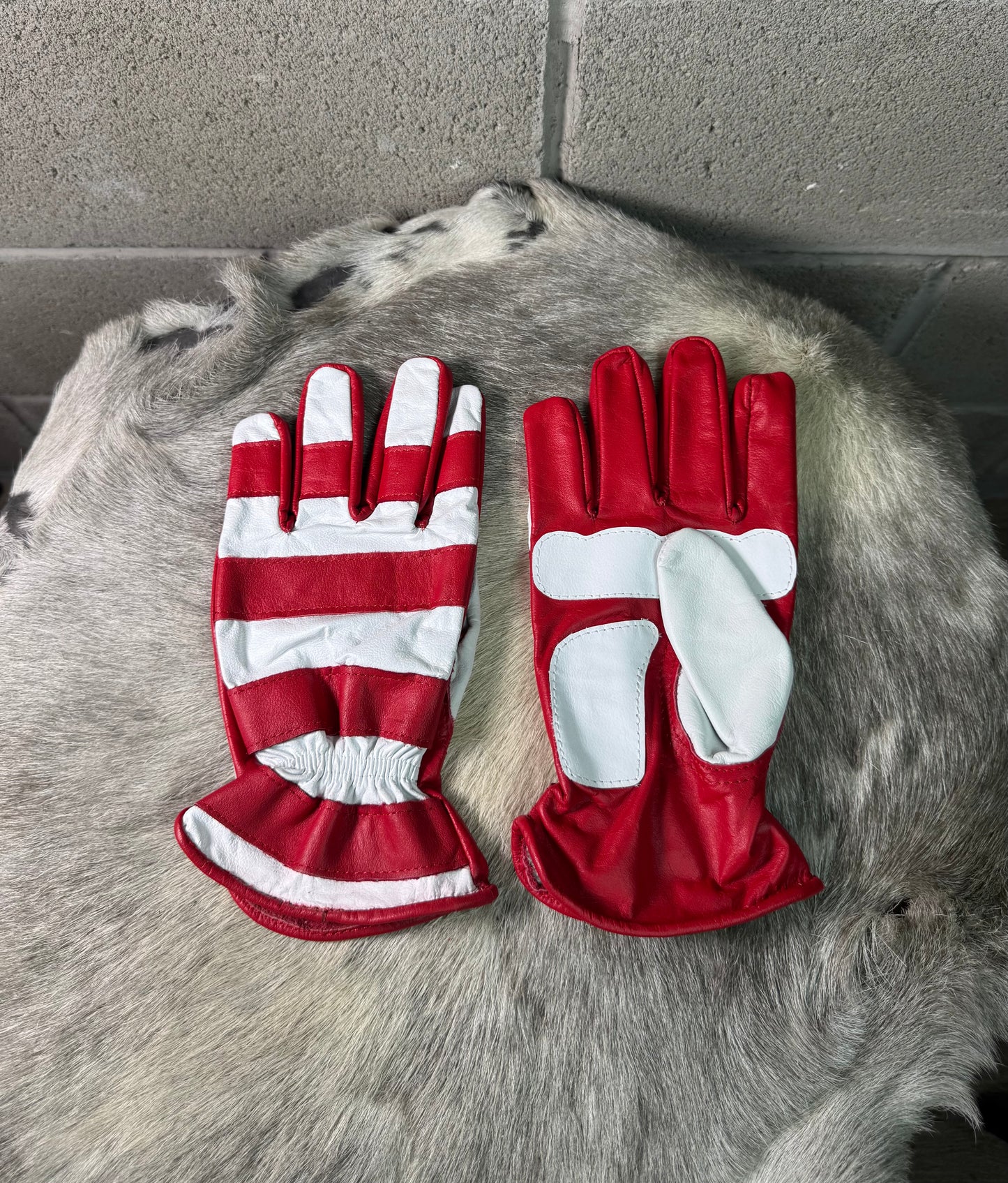 Red & White Stripes Gloves