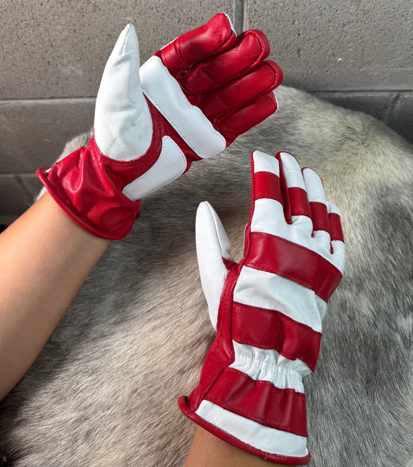Red & White Stripes Gloves