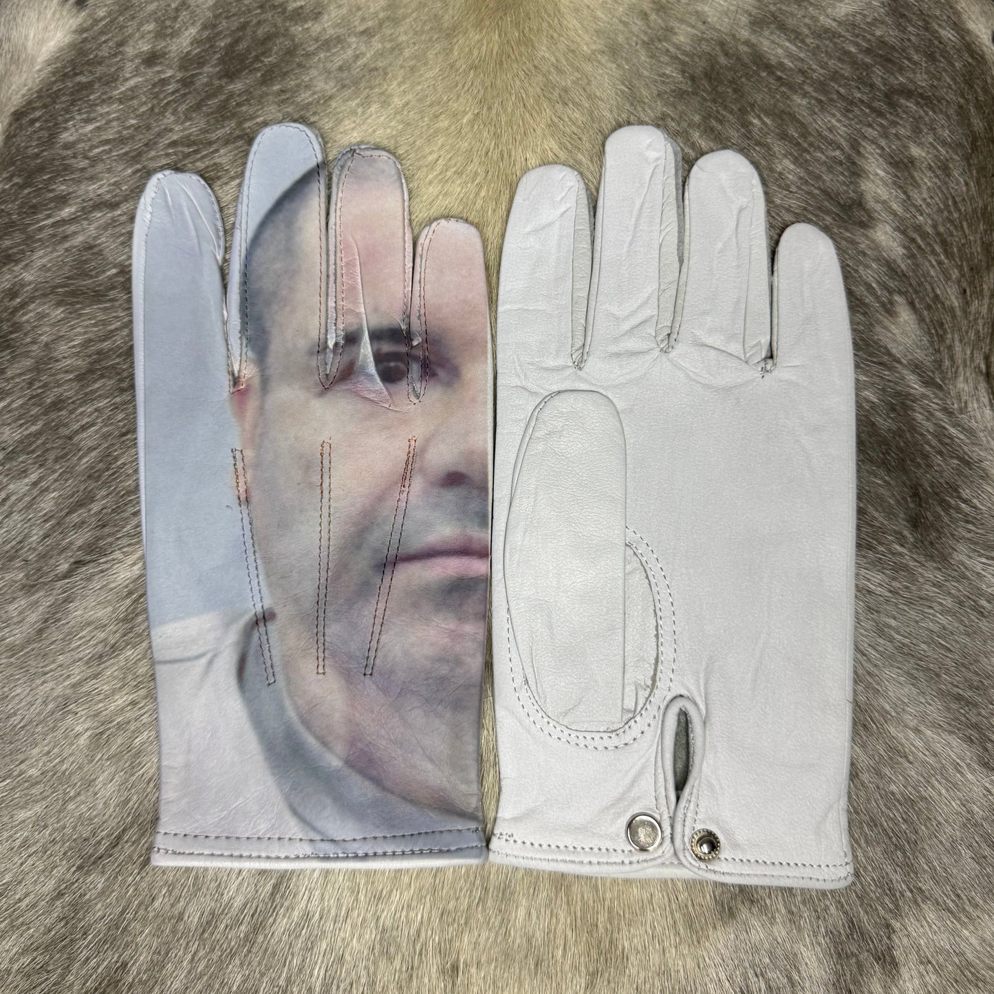 Chapo Mug shot Gloves