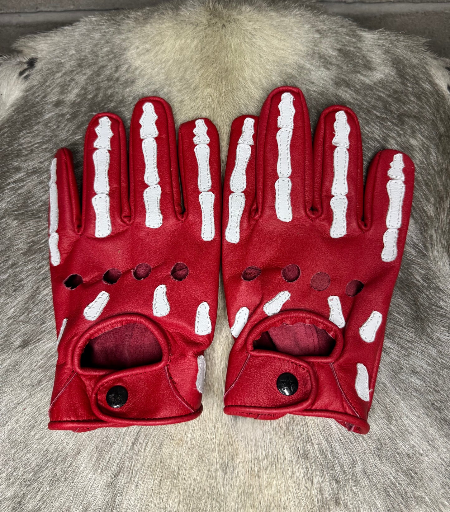 Red & White Skeleton Gloves