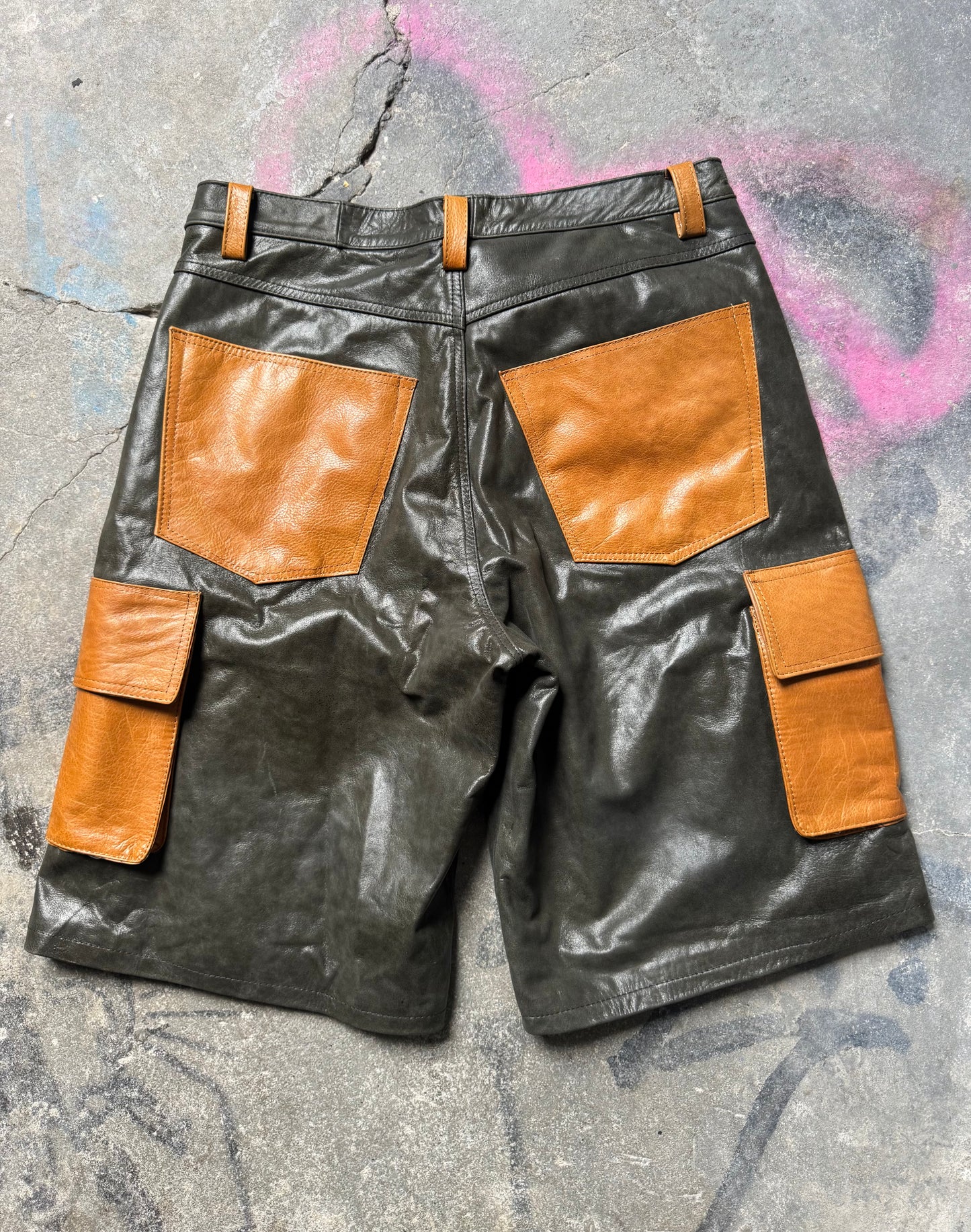 Crystalized olive green + Crystalized honey Shorts