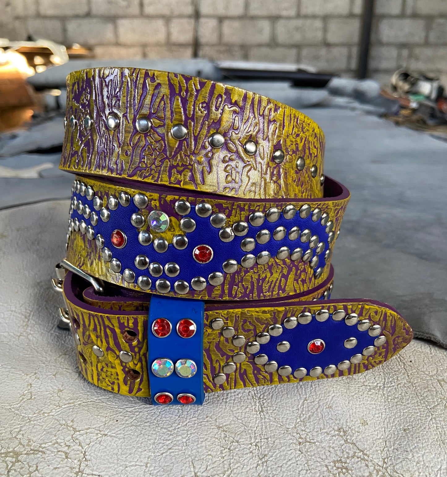 Reptile purple + yellow Embossed Origins Belt (blue)