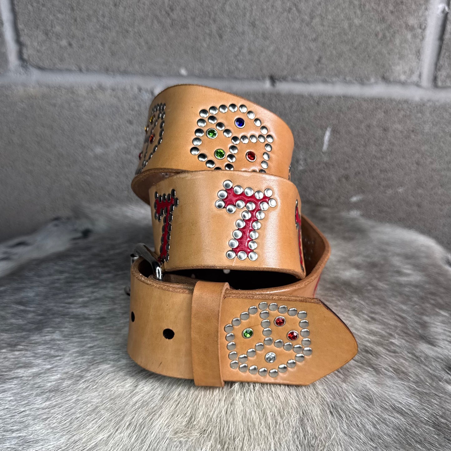 Natural Tan Lucky 777 Belt (red)