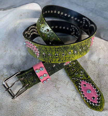 Reptile black + yellow Embossed Origins Belt (distressed pink)