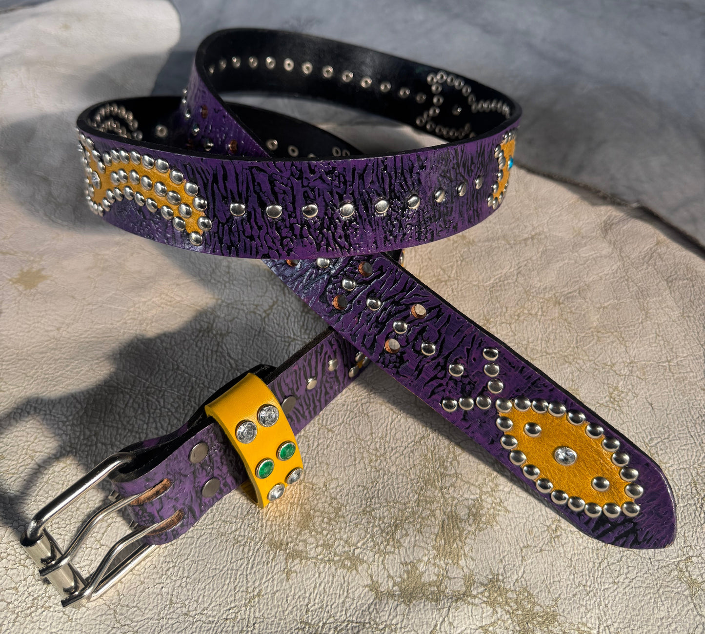 Reptile purple + black Embossed Origins Belt (yellow)