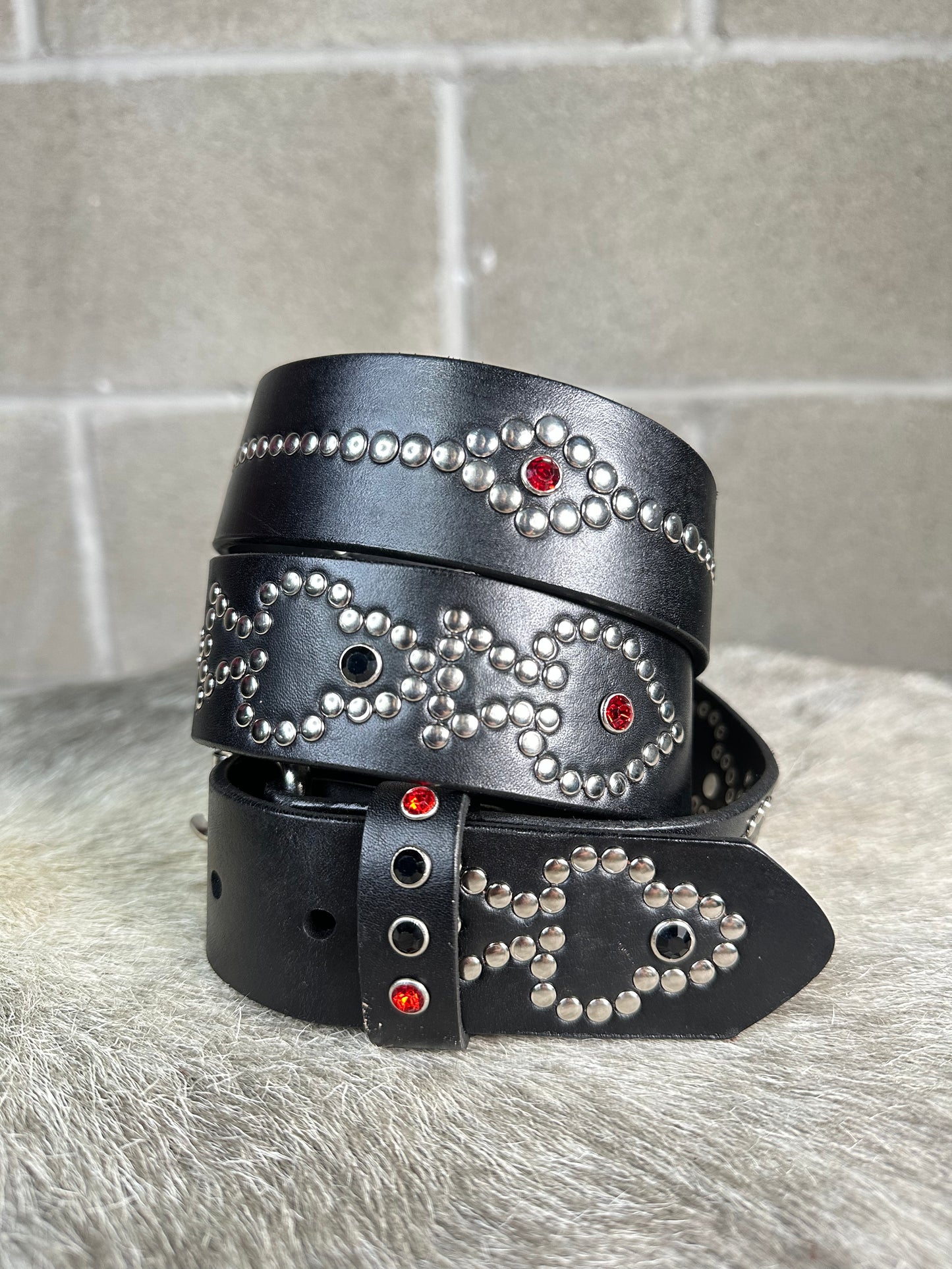 Black Poker Belt (Black/White/Red)