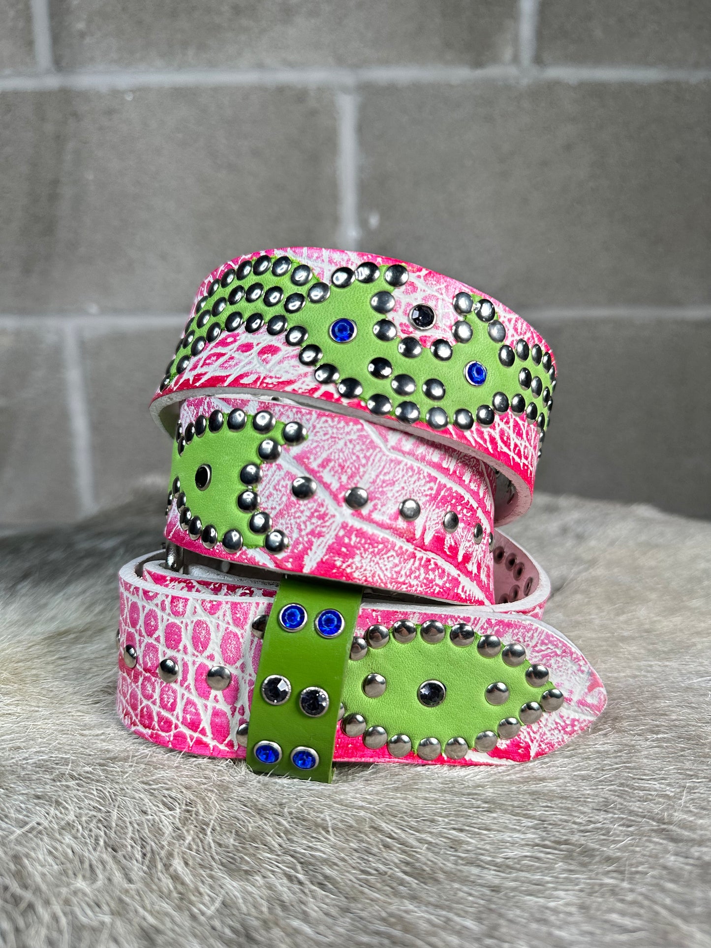 Croc Pink + White Embossed Origins Belt (Lime Green)