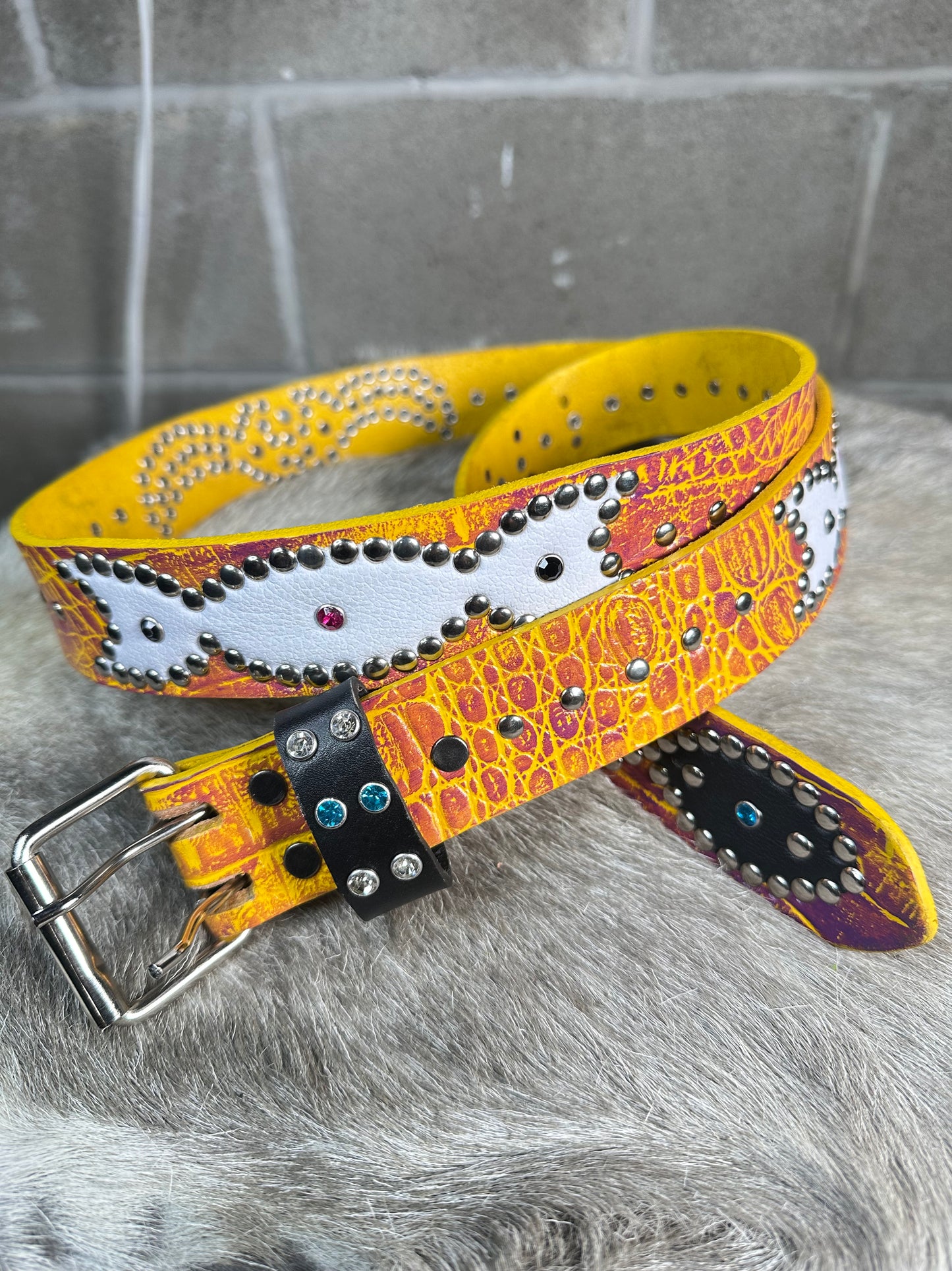 Croc Purple + Yellow Embossed Origins Belt (Black and Yellow)