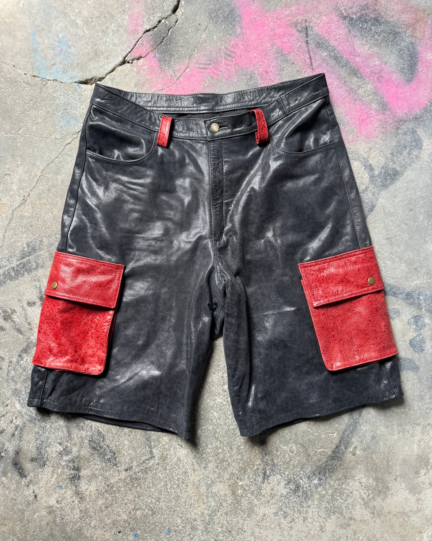 Crystalized Black+Crystalized Red Cargo Shorts