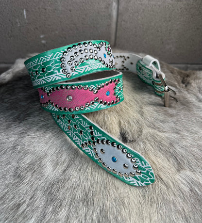 Traditional White+Green Embossed Origins belt (white/pink)