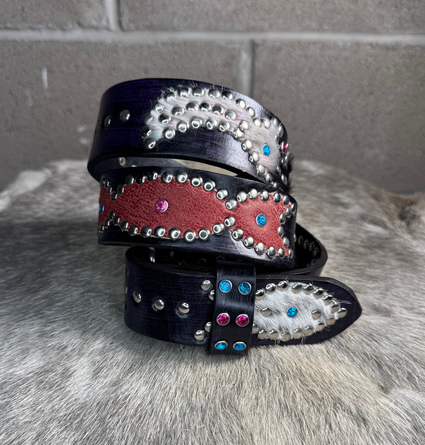 Purple+Black Distressed Origins Belt (cowhide/crystal red)