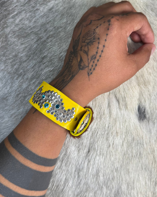 Yellow origins bracelet (cowhide)