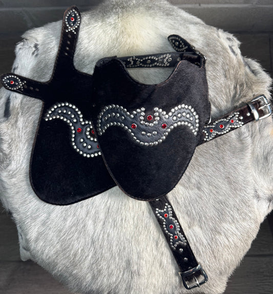 Black cowhide boot covers (black)
