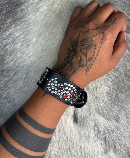 Black origins bracelet (black)