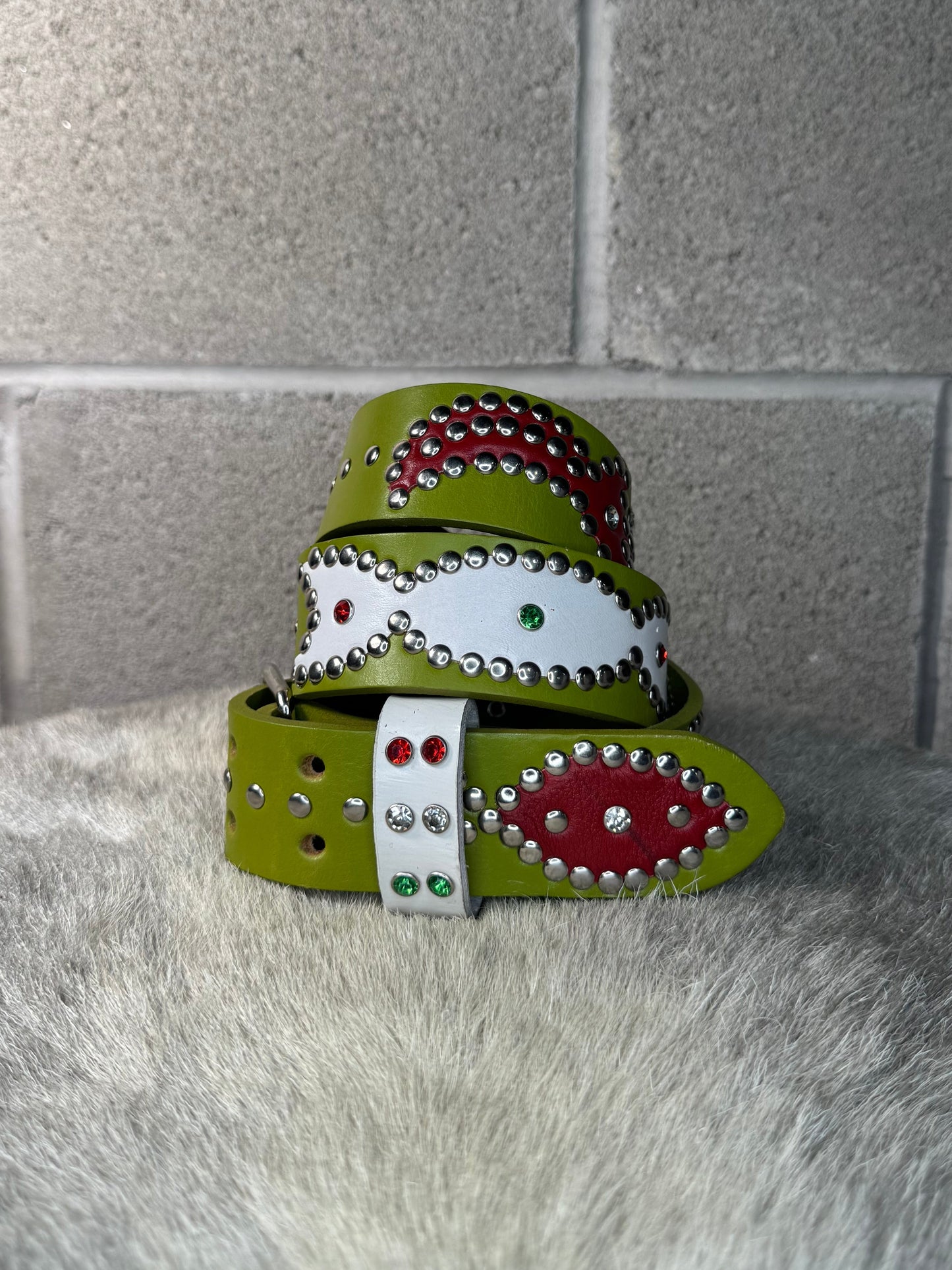 OLIVE GREEN Origins Belt (red and white)