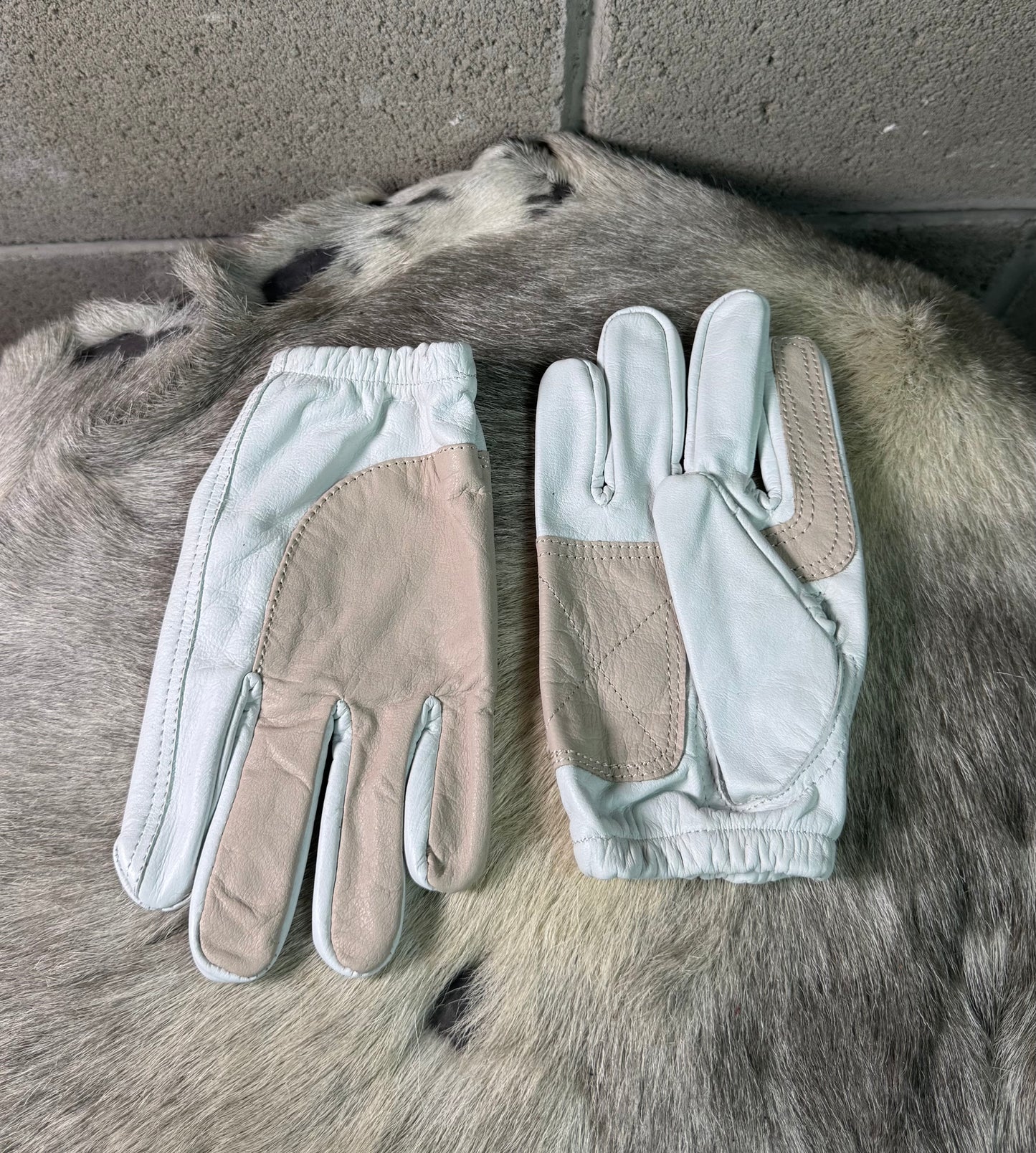 White & Tan Half Gloves