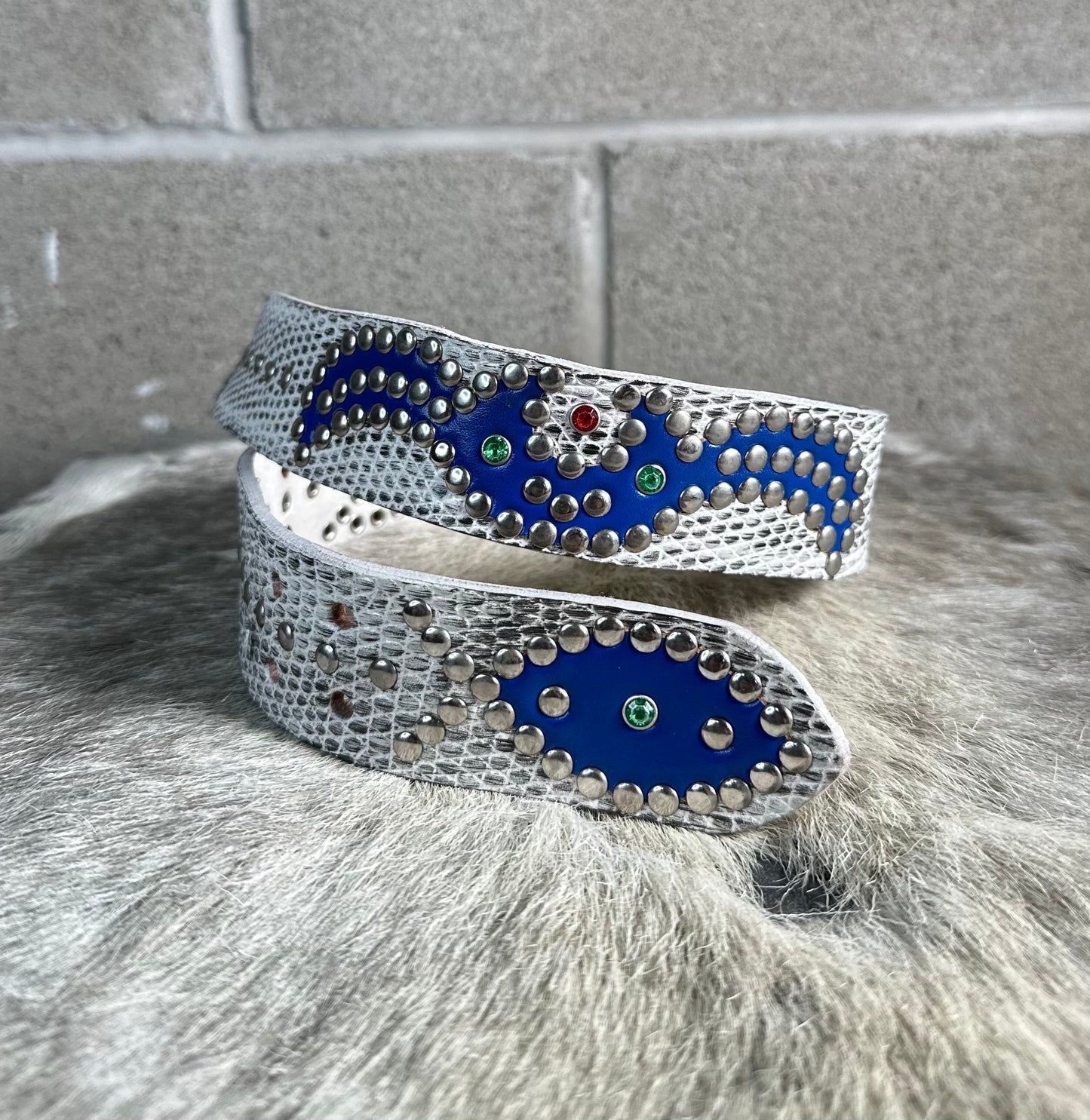 Python White+Black Embossed Origins Belt (blue/black)
