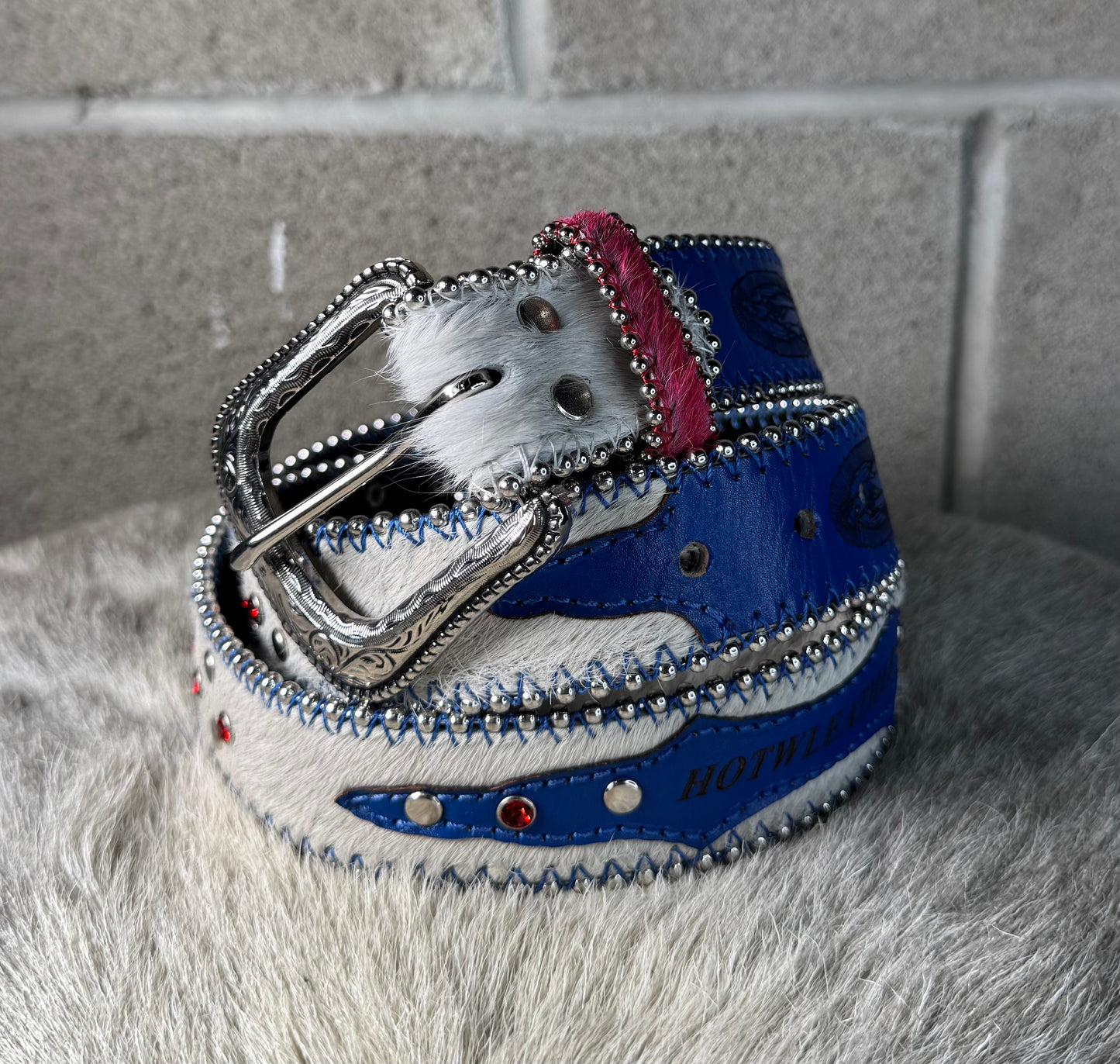 Saint Belt (France, UK & USA)