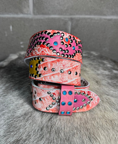 Croc Red+White Embossed Origins Belt (pink/yellow)