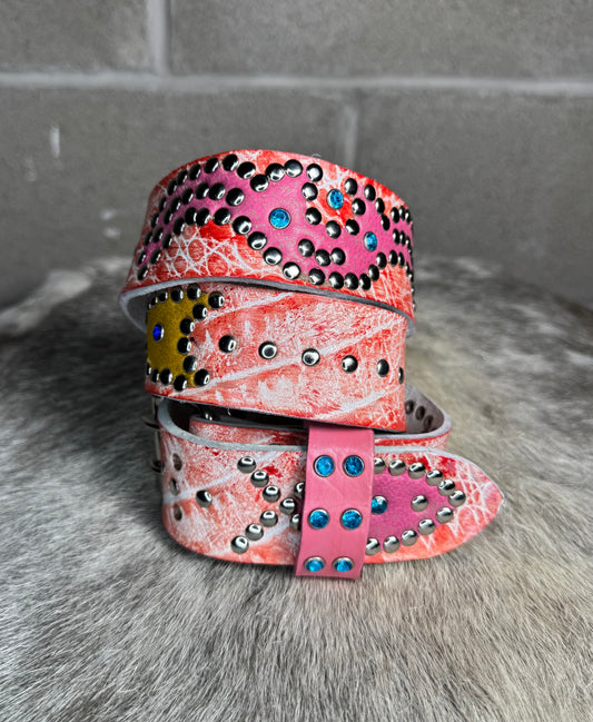Croc Red+White Embossed Origins Belt (pink/yellow)